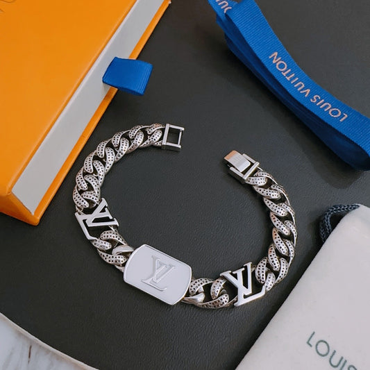 Lou*s Vu*tton Link Bracelet